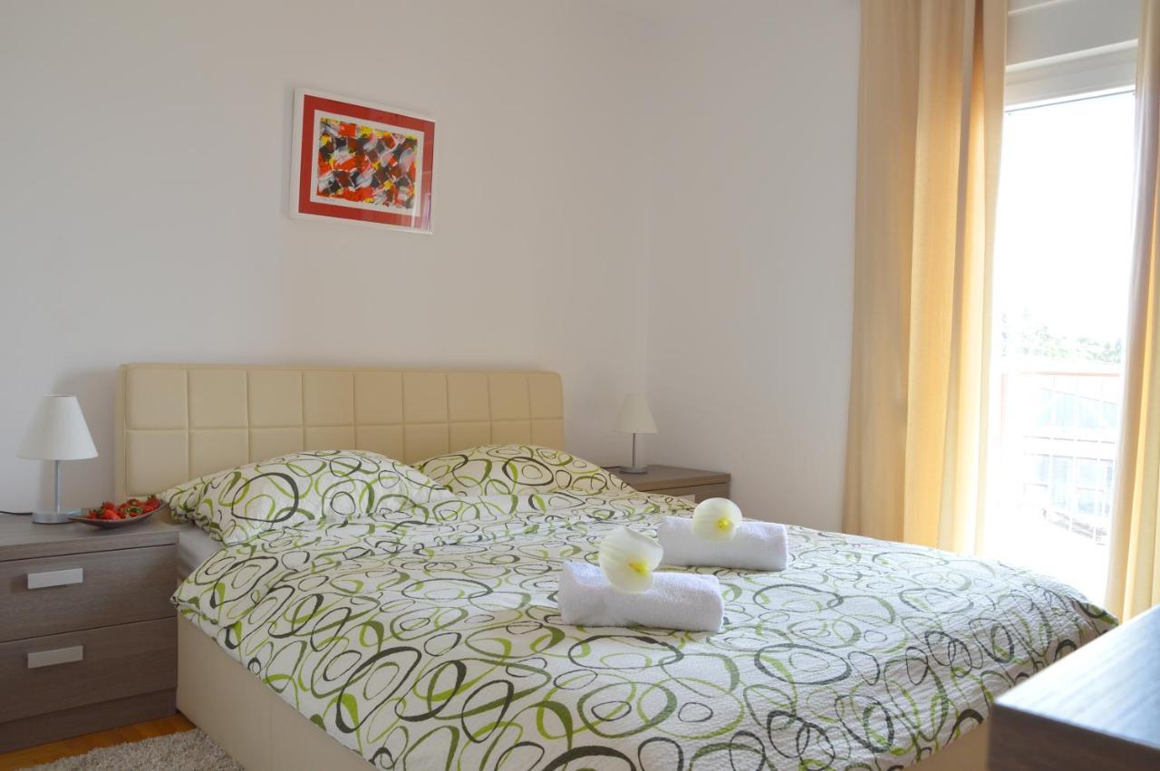 Apartment Silvija Sea View Umag Exteriör bild